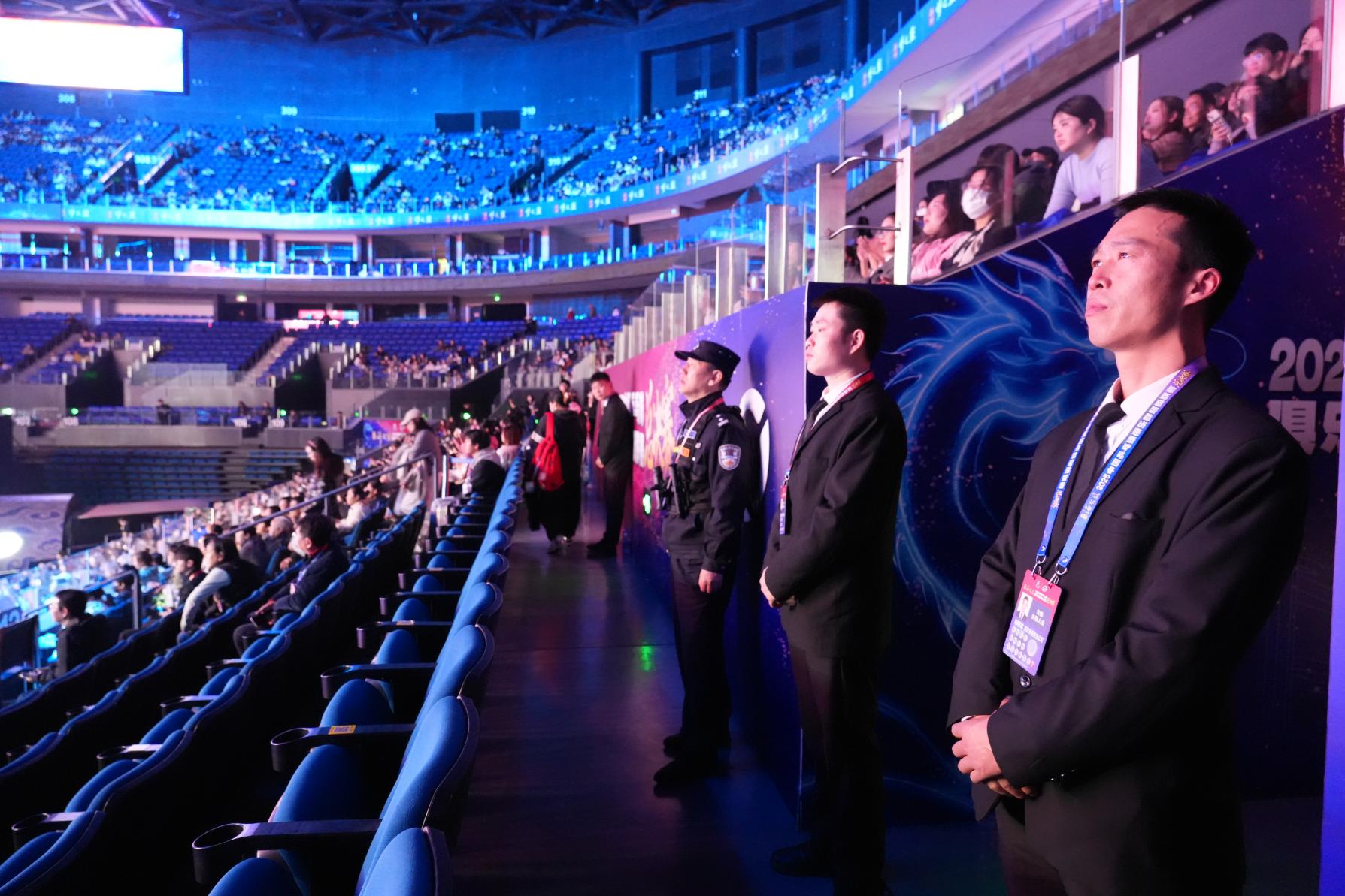 E:/25.12.10后 上傳網(wǎng)站留存/“安保鐵軍、硬核保障”2025系列報(bào)道四十一——乒超巔峰對決耀金陵 南京市保硬核護(hù)航筑平安/DSC06900.JPGDSC06900